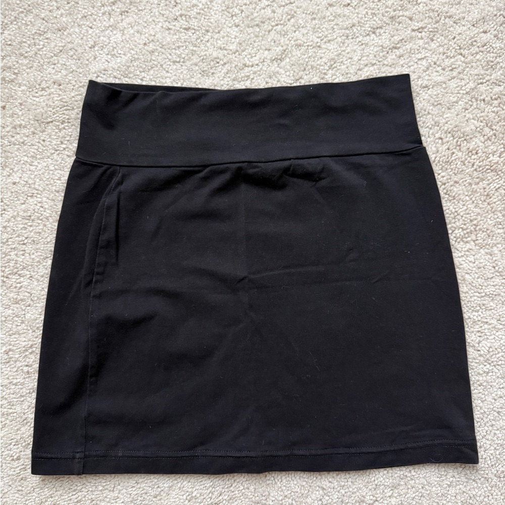 Elegant Black Mini Skirt for Women